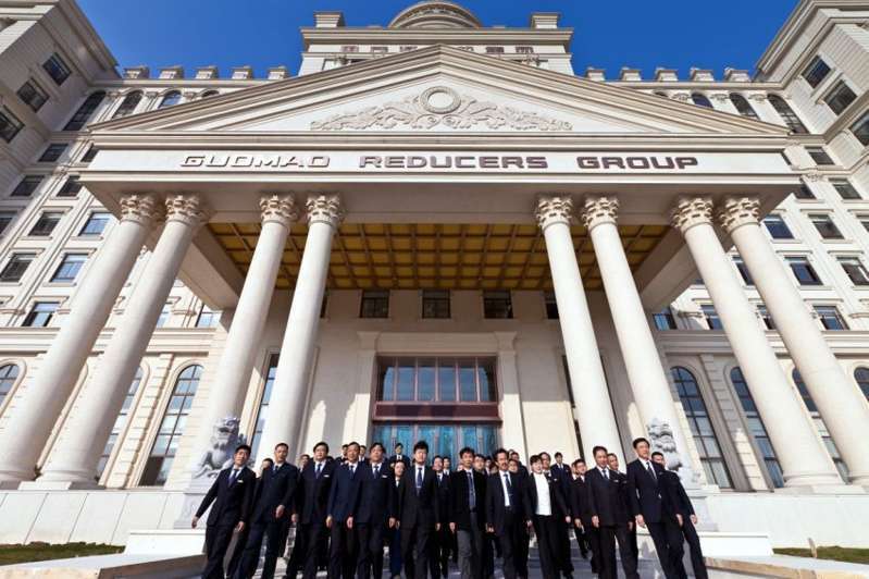 繼續跨越向前，攀登新的高度？