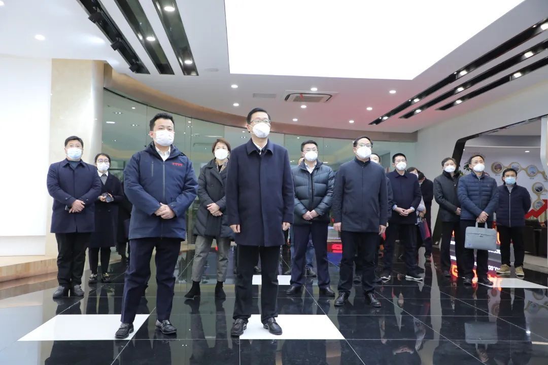 省市場(chǎng)監(jiān)管局局長(zhǎng)沈海斌一行來(lái)國(guó)茂走訪調(diào)研？